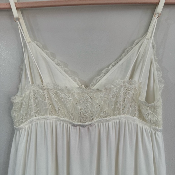 EBERJEY~ Mia Slip Chemise dress in Ivory Cream Size Medium - Picture 6 of 14
